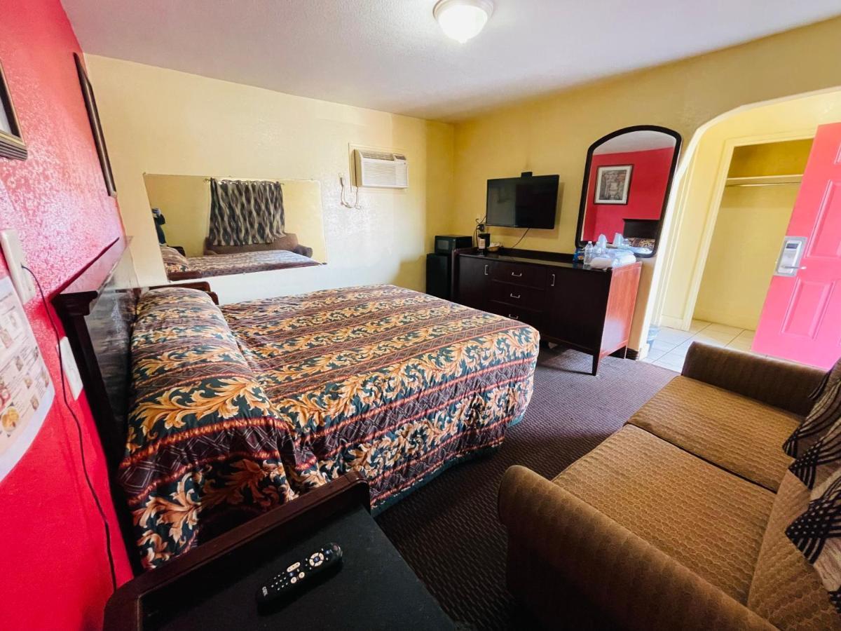 Royal Palms Motel & Rv Park ニューオーリンズ エクステリア 写真